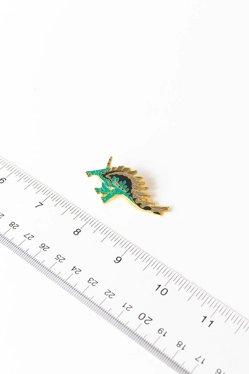 Kentrosaurus Enamel Pin (Kentrosaurus aethiopicus)