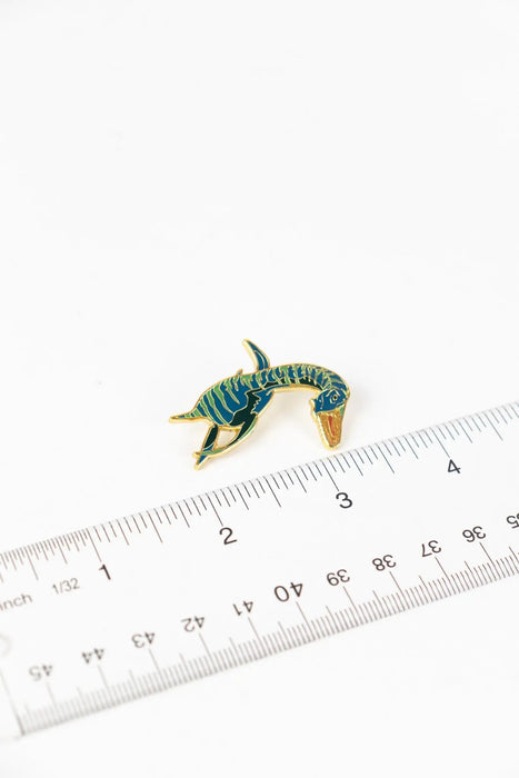 Plesiosaurus Enamel Pin (Plesiosaurus dolichodeirus)