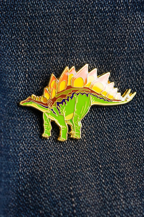 Stegosaurus Enamel Pin (Stegosaurus stenops)